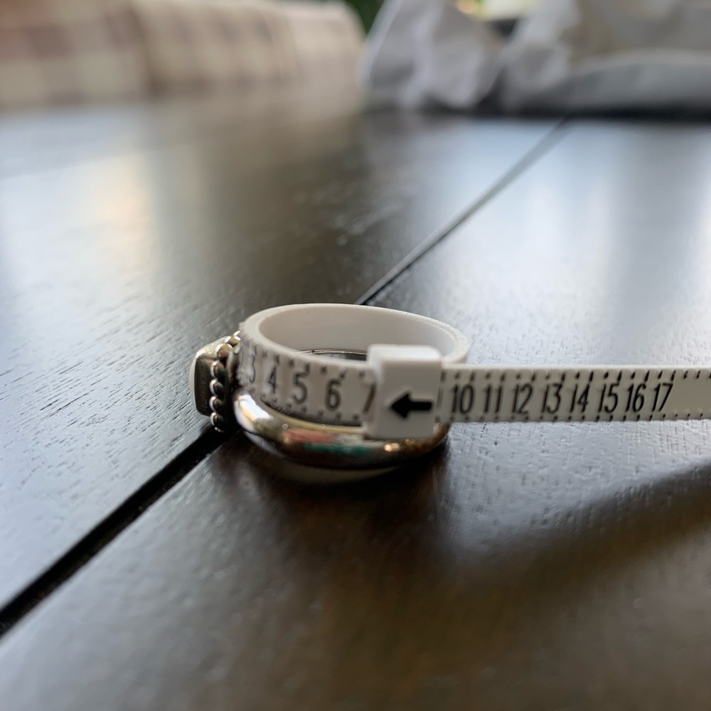 Beautiful Silpada silver ring